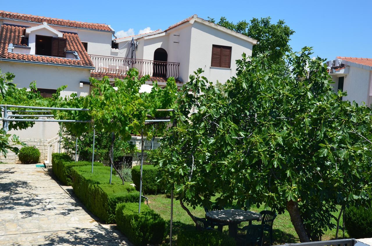 Apartments Dara روغوزنيكا المظهر الخارجي الصورة